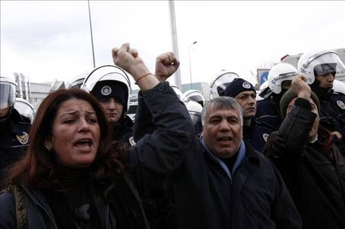 TEKEL İŞÇİLERİNE MÜDAHALE – ANKARA