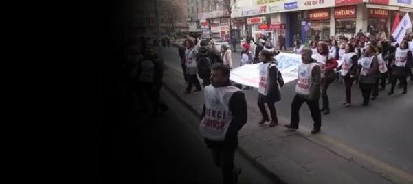 EMEKÇİ İNDİRİM İSTİYOR