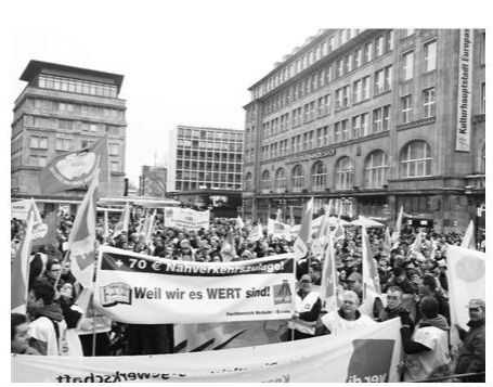 ALMANYA’DA KAMU GREVİ ETKİLİ OLDU