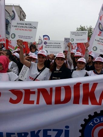 8 MART DÜNYA EMEKÇİ KADINLAR GÜNÜNÜZ KUTLU OLSUN