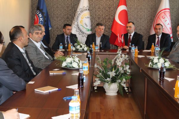 MHP İSTANBUL BÜYÜKŞEHİR BELEDİYE BAŞKAN ADAYI TEKGIDA-İŞ’TE