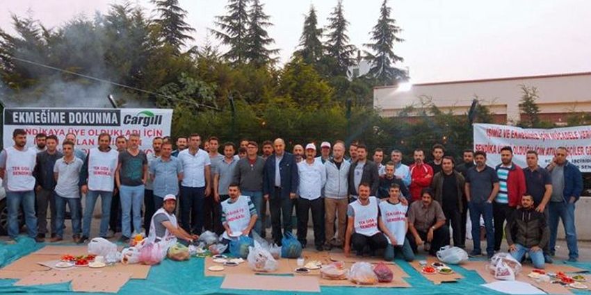 İŞTEN ATILAN CARGİLL İŞÇİLERİNE ANLAMLI DAYANIŞMA