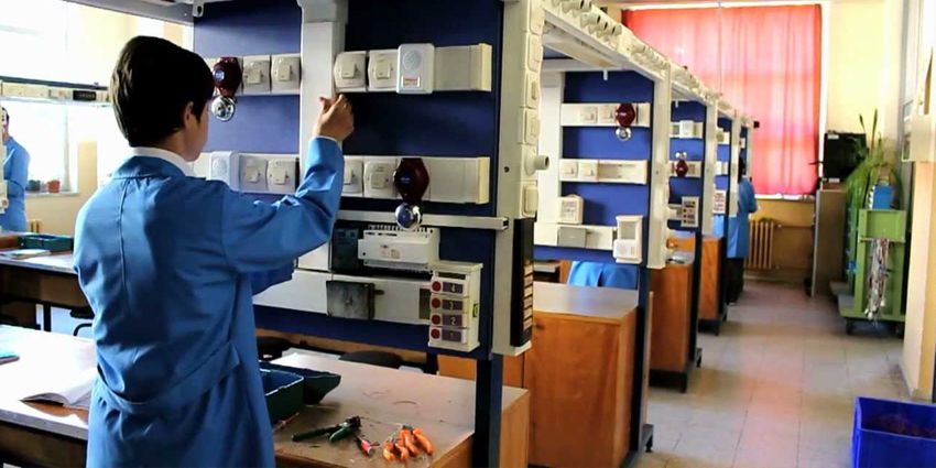 ÇIRAK ÜZERİNDEN ÖVÜNMÜŞSÜN USTA!