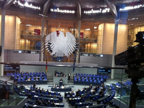 AVRUPA AKP YE BAKIŞINI DEĞİŞTİRMELİ