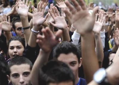 GENÇ İŞSİZLER ORDUSU