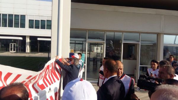 FERRERO ÇİKOLATA’DA GREVİMİZ BAŞLADI