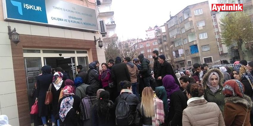 İŞKUR’LA İŞE YERLEŞTİRME YÜZDE 76 AZALDI