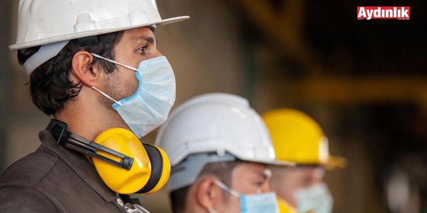 İTO’NUN ÜNİVERSİTESİ UYARDI: İŞSİZLİK CİDDİYET ARZ EDİYOR