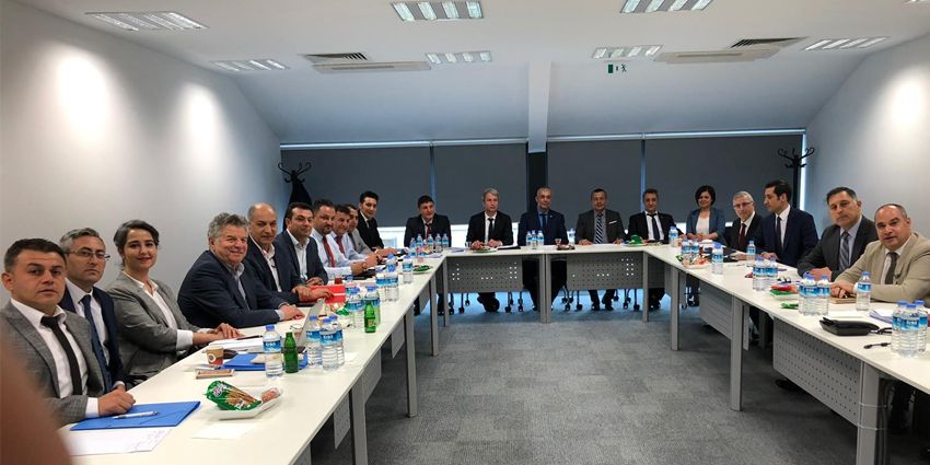 İMZALANAN TOPLU İŞ SÖZLEŞMESİ İLE ETİ İŞÇİSİNE BAYRAM ERKEN GELDİ