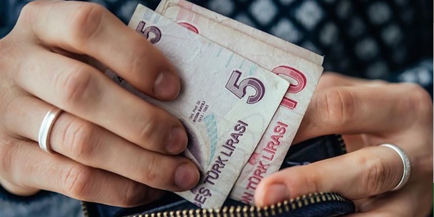 EN DÜŞÜK MAAŞ 811 TL