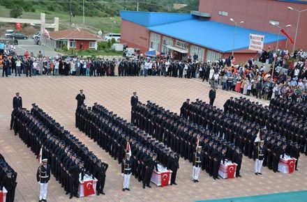 BİN POLİSE SENDİKA SORUŞTURMASI
