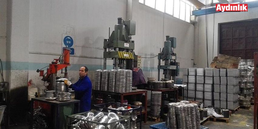 SANAYİ HENÜZ TOPARLANMADI TÜKETİM TARAFINDA İŞLER ARTTI