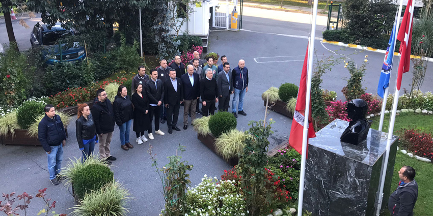 ATAMIZA SAYGI DURUŞUNDA BULUNDUK