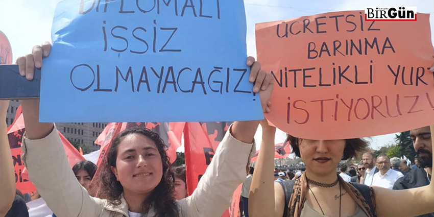 ÜNİVERSİTE MEZUNU İŞKUR KAPISINDA