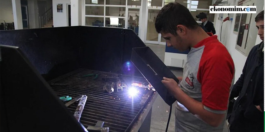 MESLEK LİSESİ MEZUNU İSTİHDAMINDA YÜZDE 50 DAHA AZ VERGİ ÖNERİSİ