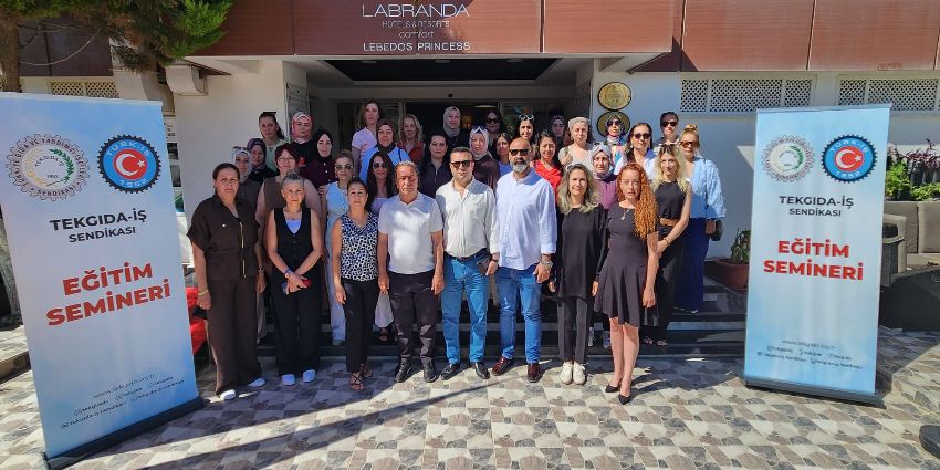 KADIN KOMİTESİ ÜYELERİNE YÖNELİK SOSYAL İLETİŞİM EĞİTİMİNİN 3. GRUP PROGRAMI GERÇEKLEŞTİRİLDİ